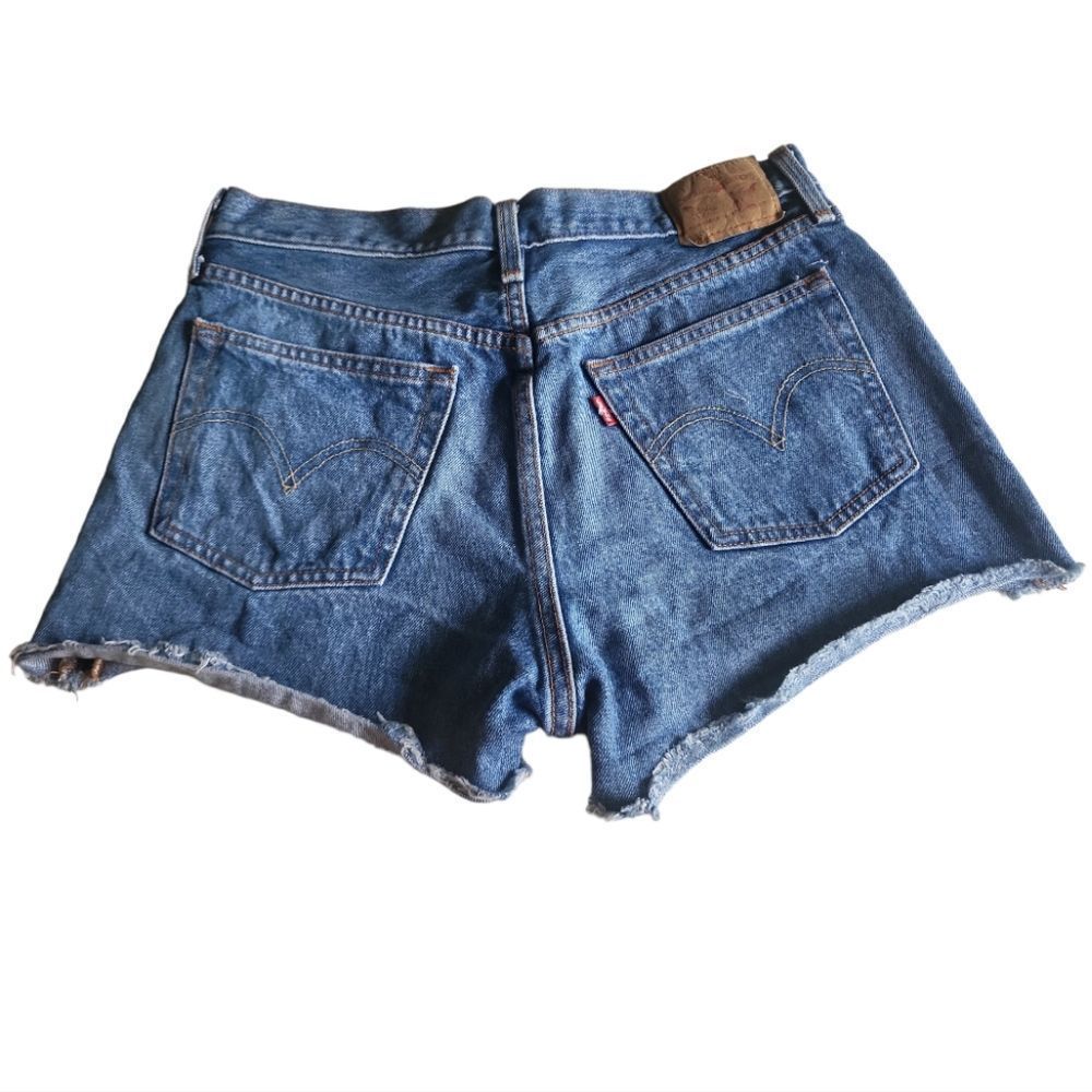 LEVI'S‎ 4-Button Fly Blue Denim Jean Fray Hem Shorts Size 29w - Picture 4 of 4